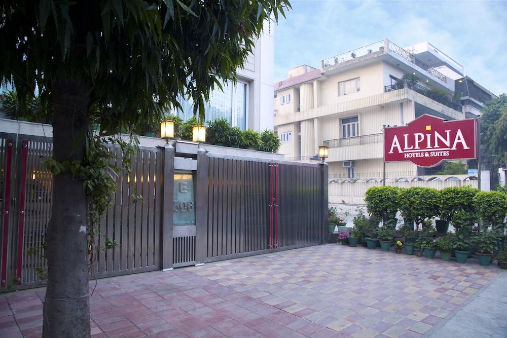 Alpina Hotels & Suites New Delhi Exterior foto