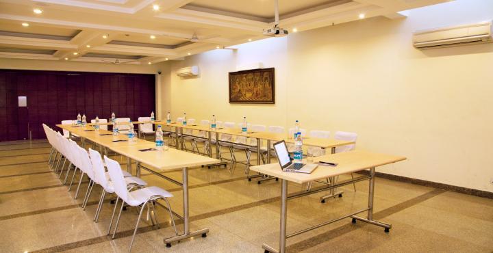Alpina Hotels & Suites New Delhi Exterior foto