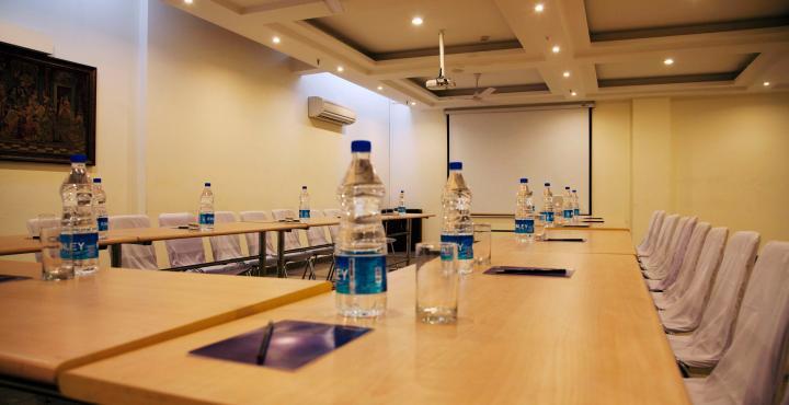 Alpina Hotels & Suites New Delhi Exterior foto