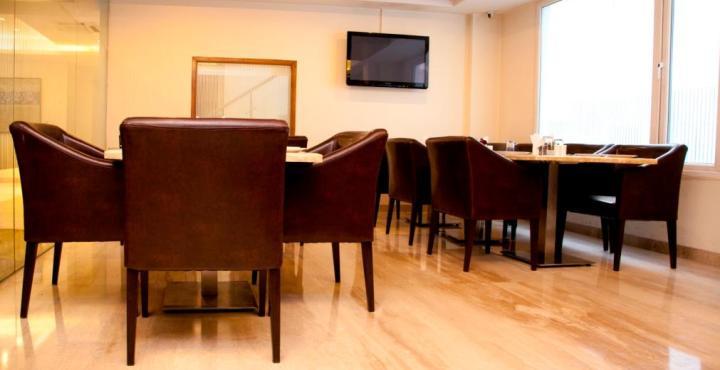 Alpina Hotels & Suites New Delhi Exterior foto