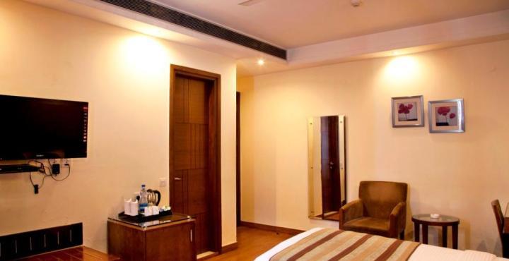 Alpina Hotels & Suites New Delhi Exterior foto