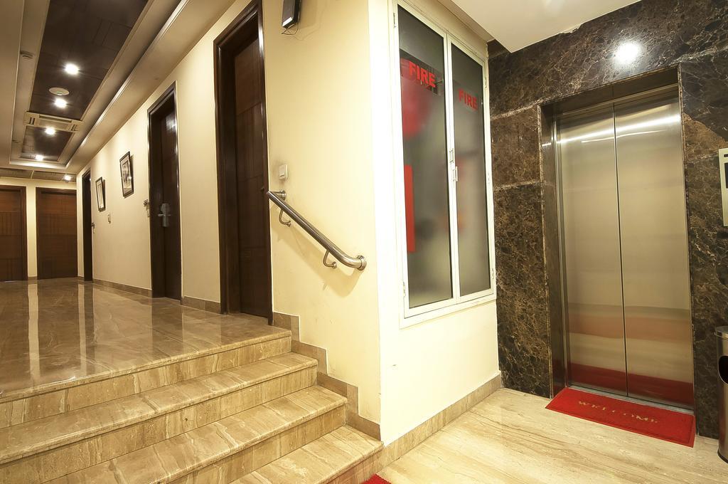 Alpina Hotels & Suites New Delhi Exterior foto