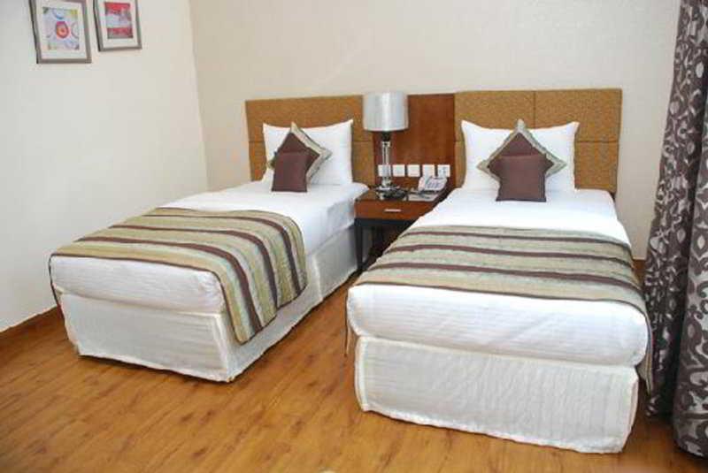 Alpina Hotels & Suites New Delhi Exterior foto