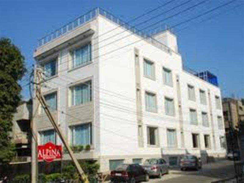 Alpina Hotels & Suites New Delhi Exterior foto
