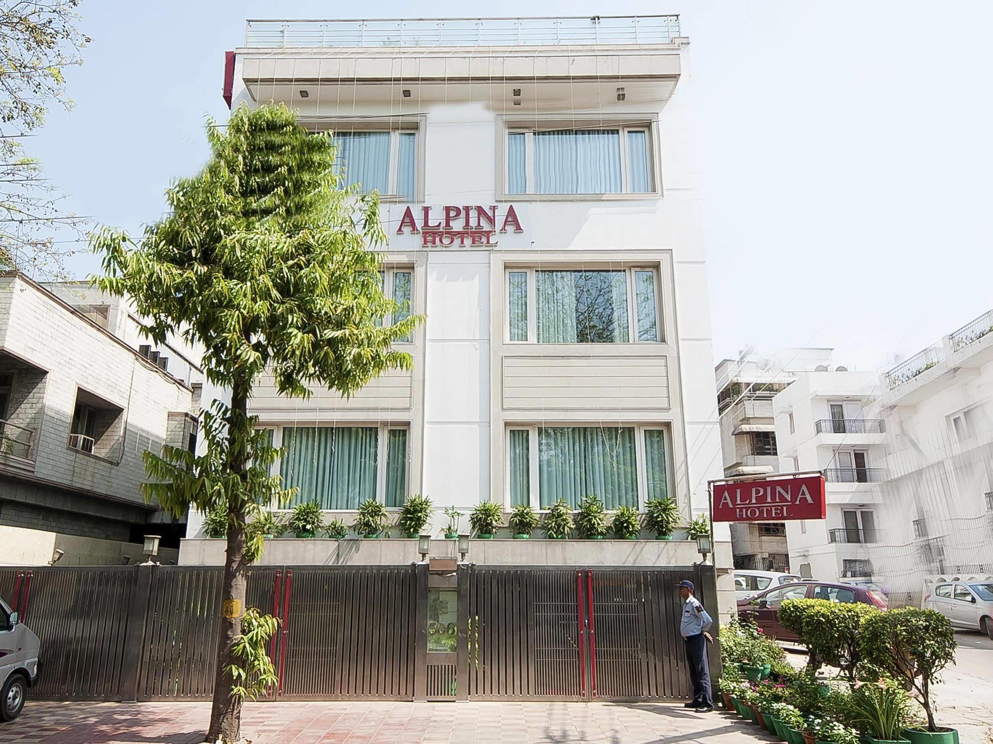 Alpina Hotels & Suites New Delhi Exterior foto